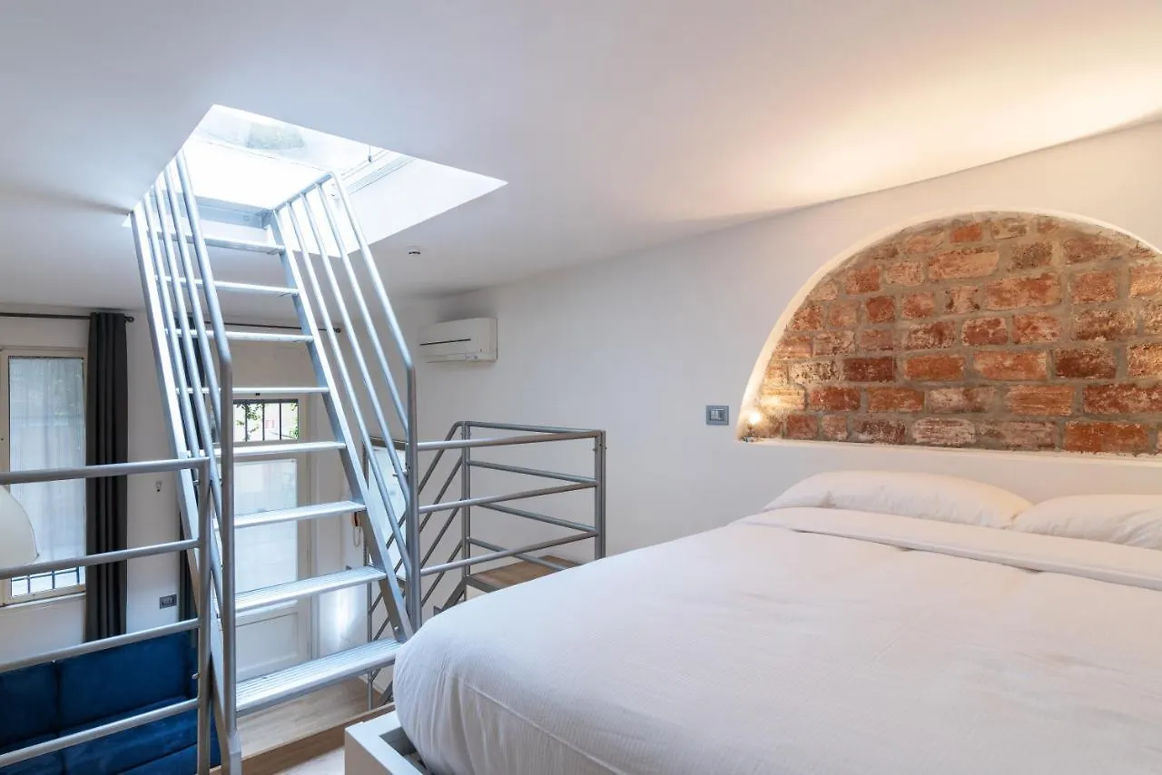 Arena Apartment Milan 0*,
