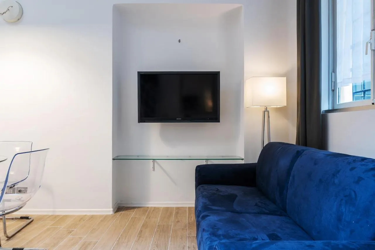 Arena Apartment Milano 0*,